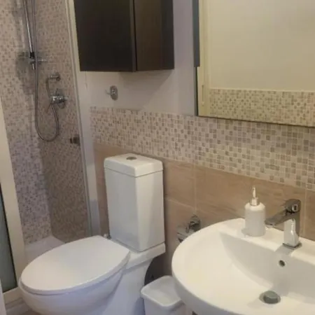 Chalaro Apartment *